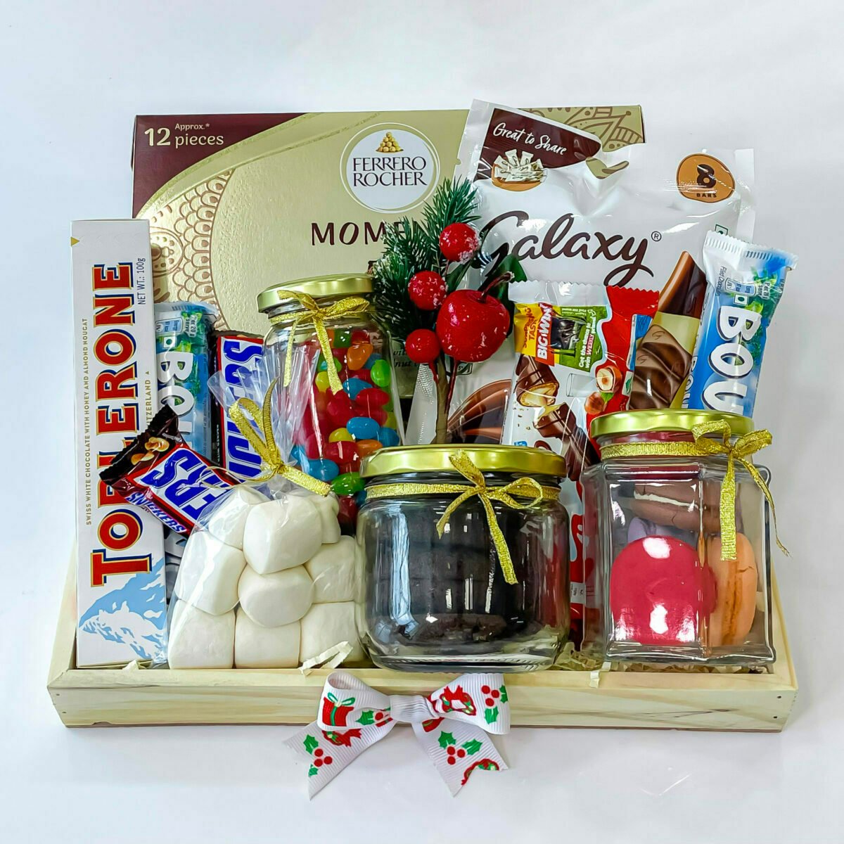 Festive Joy Christmas Gift Basket ball